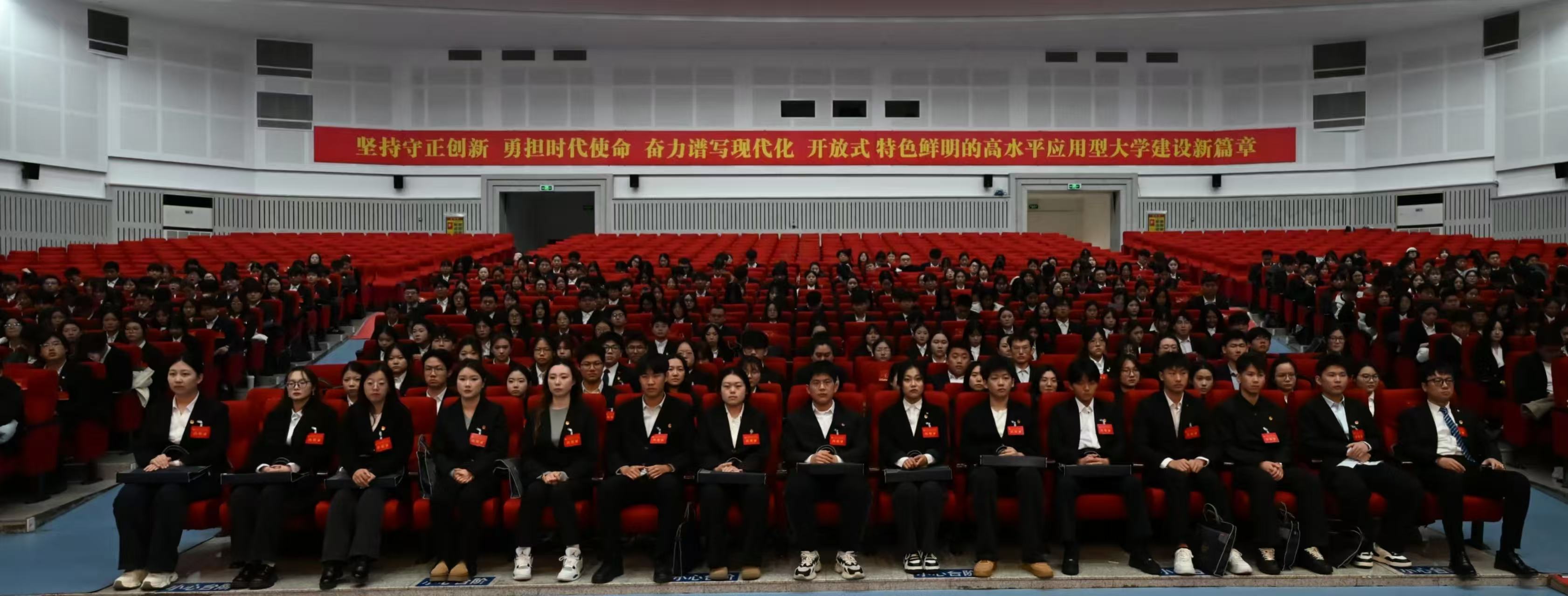 1761659807146241.jpg 1761659807146241.jpg