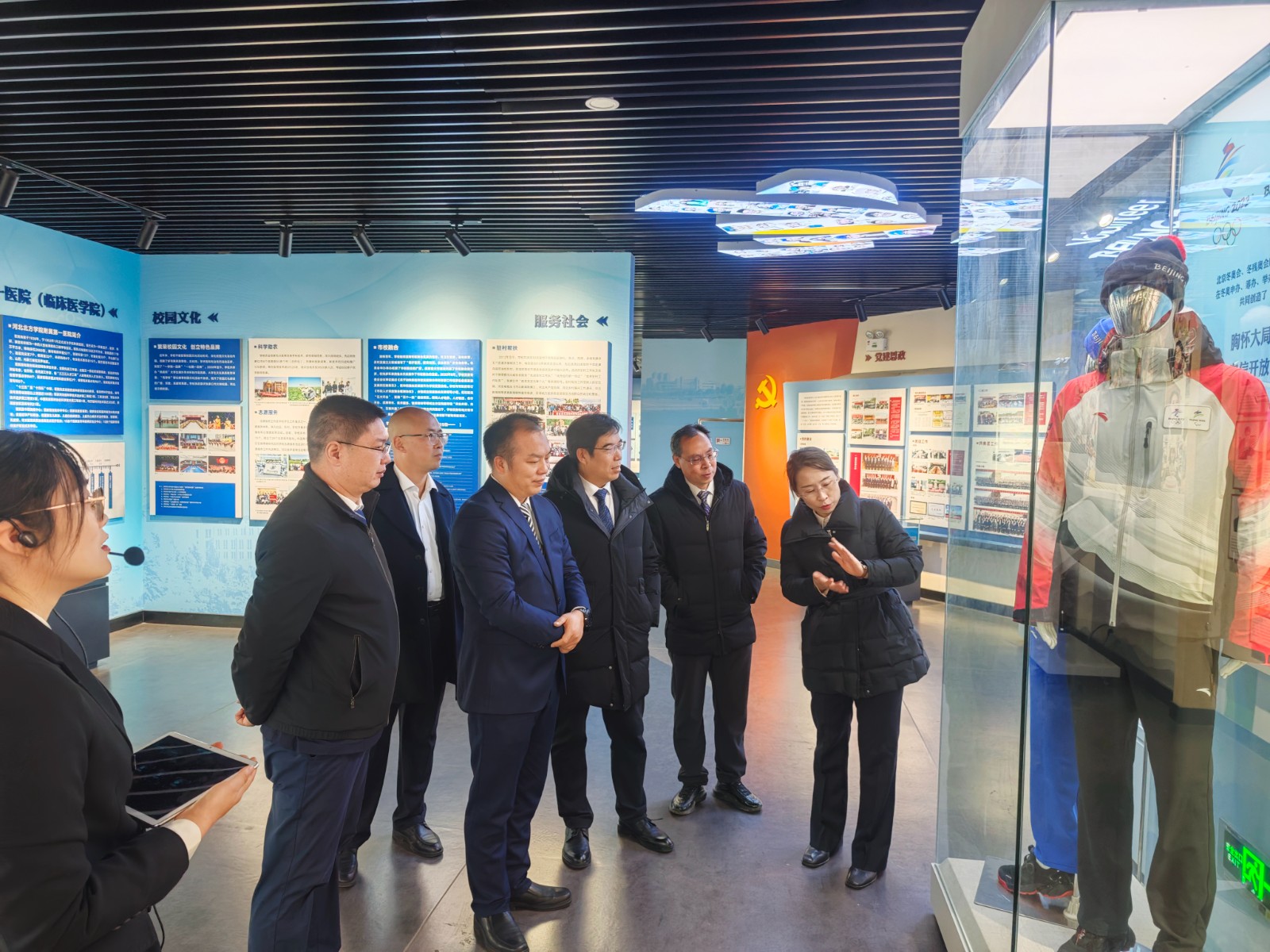 1761815686492867.jpg 1761815686492867.jpg